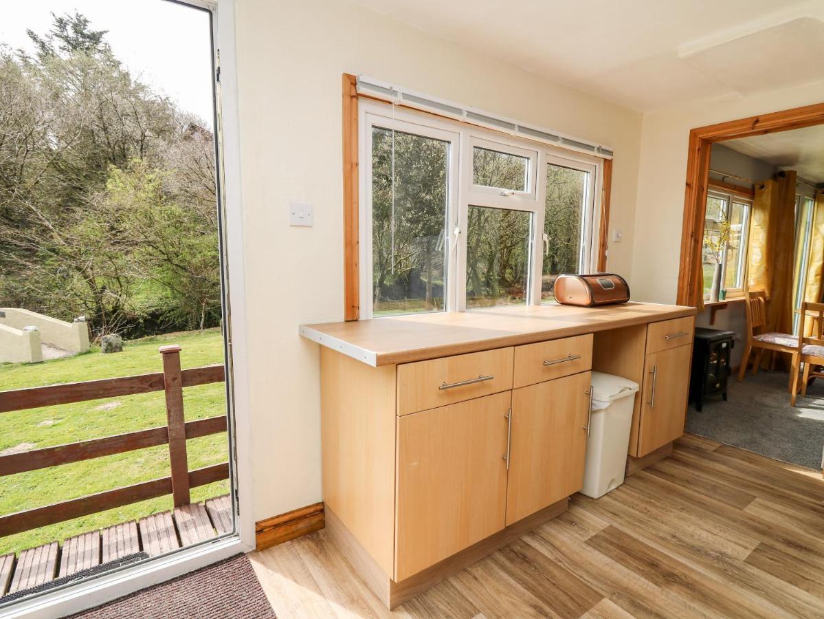 The Hen Pen Villa Llanfyrnach Exterior photo